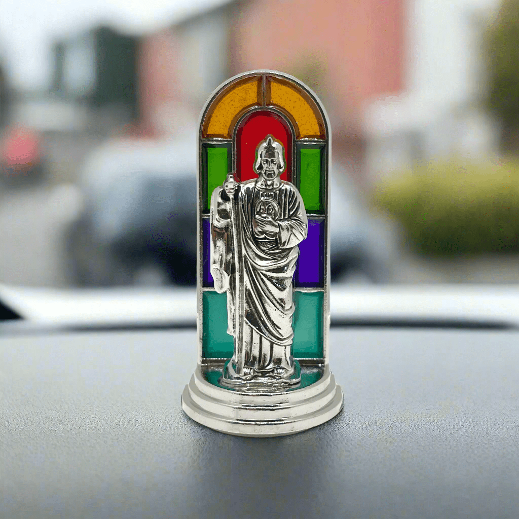 2.5-inch St. Jude mini dashboard statue placed on car dashboard for Catholic faith and protection.